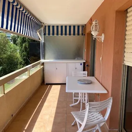 Magnifique T2 Proche Plage Climatise Avec Parking Cavalaire-sur-Mer