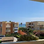Magnifique T2 Proche Plage Climatise Avec Parking Cavalaire-sur-Mer